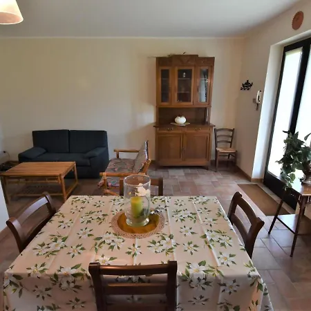 La Corte Bricca - Trilo B By Interhome Castana (Lombardy)