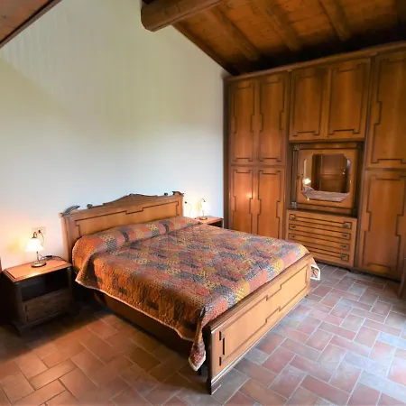 La Corte Bricca - Trilo B By Interhome *